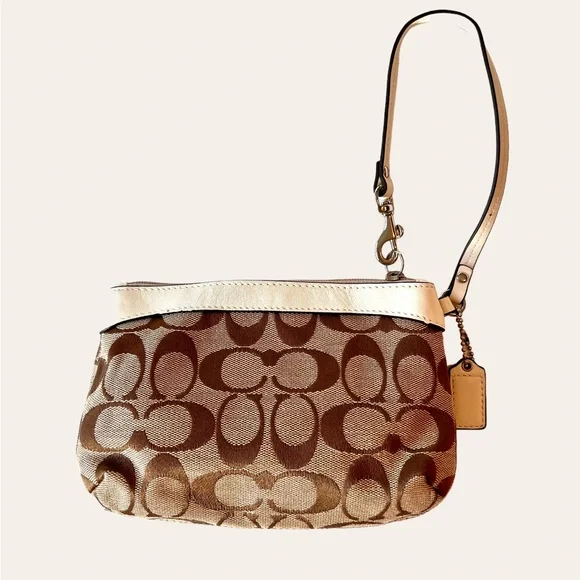 Coach Wristlet NWOT Jacquard Logo Print Crean Leather Trim Brown Tan Exterior - Picture 3 of 15